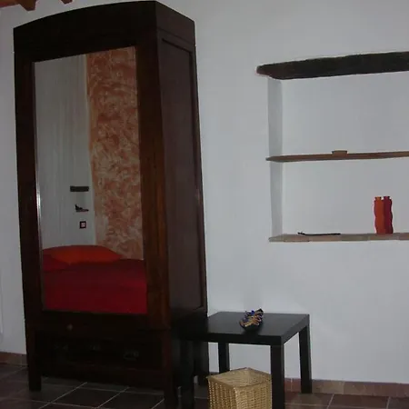 Al Pozzolone Bed & Breakfast Montieri