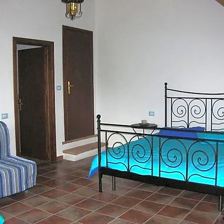 Al Pozzolone Bed & Breakfast 3*